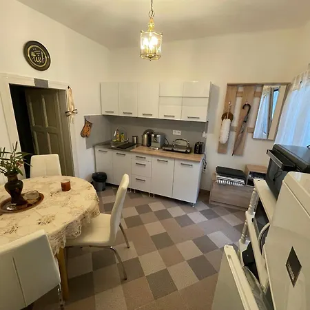 Boni Apartment