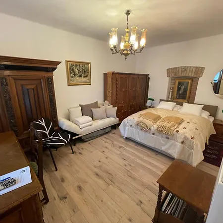 Boni Apartment