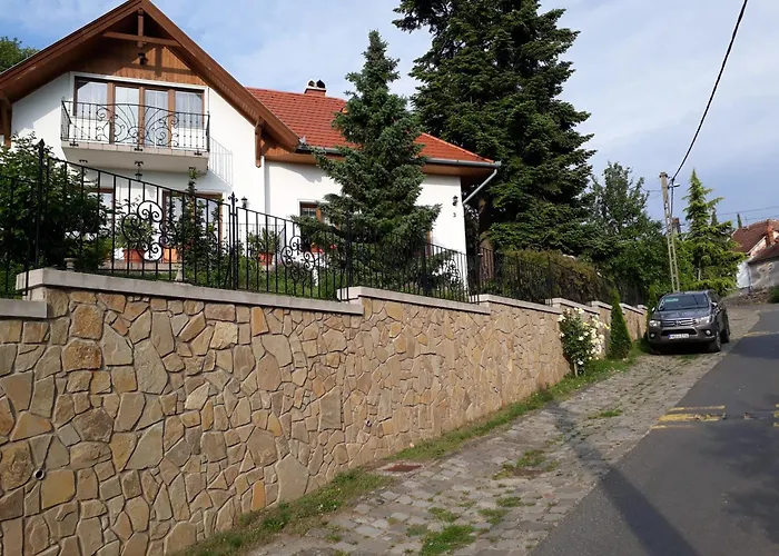 Boni * Balatonboglar